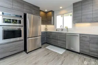 Kitchen appliances