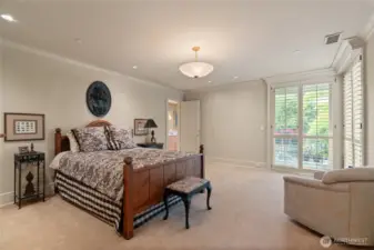 Upper Level Ensuite Bedroom