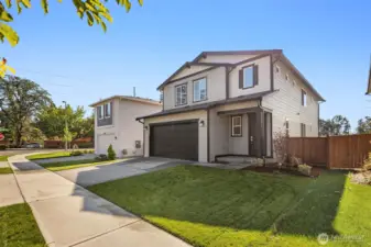 Come see this brand new home built by KB Homes in 2025 / Over 2,600 sq ft of living space