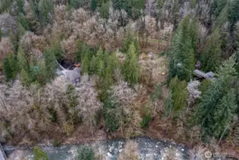 Paradise view out every window