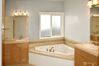 Primary Bath -Corner Tub with 2 sinks