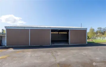 24X48 Three bay shop with plenty of storage room and tons of workspace