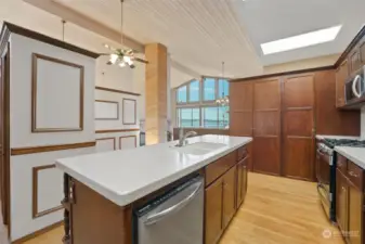 A kitchen with a view of Utsalady Bay.