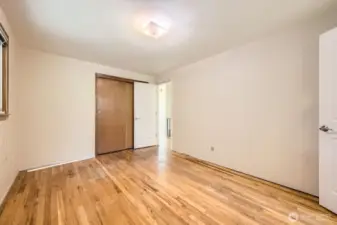 2nd Bedroom
