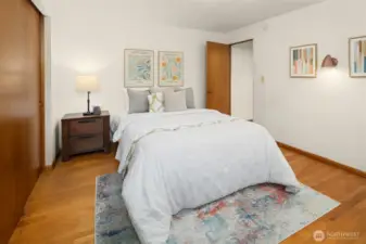 Upper Level Larger (Primary) Bedroom