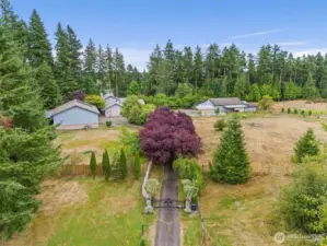 5 Acres, Barn, Shop, 3 bed, 2.75 bath, 2639+/-