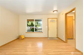 living room no staging
