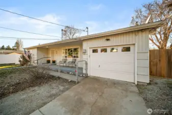 Single car garage or additional storage