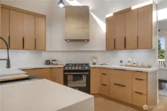 2025 updated kitchen with under cabinet lighting.