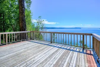 Deck 3