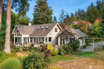 Main Home & Guest quarters