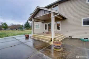Covered Deck and Patio area