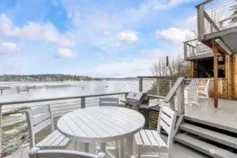 Lower Cottage deck view to water