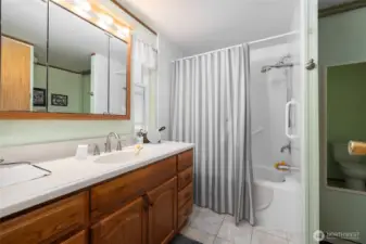 Primary ensuite bathroom.