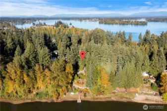 Amazing location on Hidden Lake, with easy access to nearby Lake Tapps for motorized boating fun