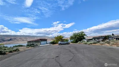 Cul-de-sac At Top Of Road