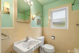 Main Floor Bathroom!