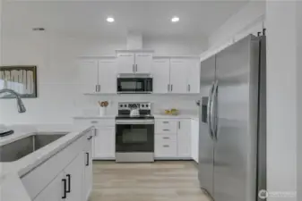 All Stainless Steel Appliances Stay