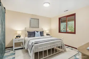 Lower level 2nd Primary Suite