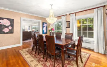 Large formal dining room with built in shleves