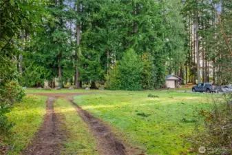 Exiting the back end of the looped driveway, looking towards Terrace park.