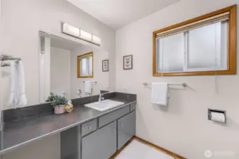 vanity with lots of countertop space