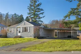 This listing has ample parking for guests and lots of storage.