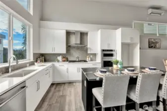 Kitchen with eating space (model home lot 24)