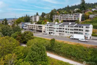 Close to tails and downtown and Fairhaven