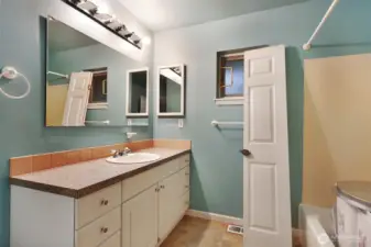 Second view of hall/guest bathroom