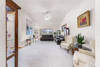 This 4 bedroom condo is fully equipped and ready to move in