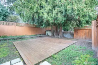 Front Deck for Sunny Days