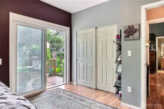 Guest bedroom