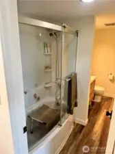 Full bath off hallway