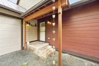 Inviting front entrance designed to welcome you!