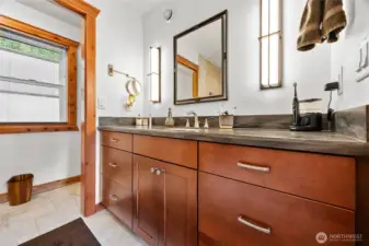 Master bathroom...so nice!!!