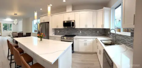 AMAZING chef's kitchen