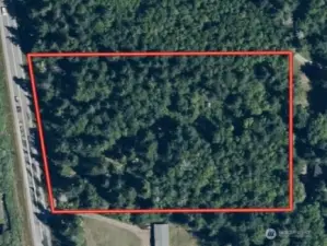 Overhead view with approximate boundaries in red.