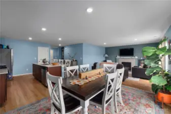 Fantastic space - easy for entertaining!