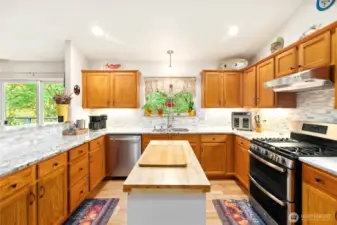 Updated kitchen lots of cabinet space bright and open