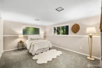 Downstairs primary bedroom
