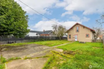 Back Yard view from Alley