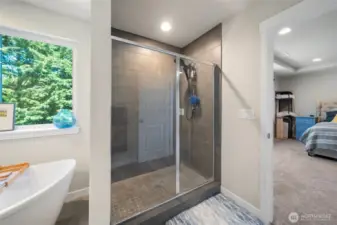 Owner's Suite Bathroom - Full Bathroom