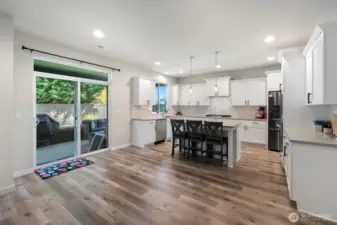Kitchen - Breakfast Bar