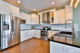 Elegant and functional kitchen