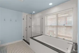Upper level primary suite 2 bathroom