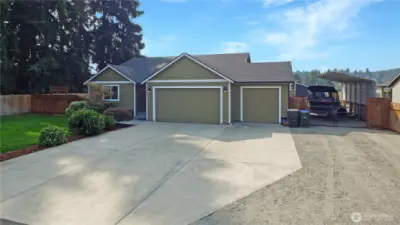 Tons of space to park your cars & toys!