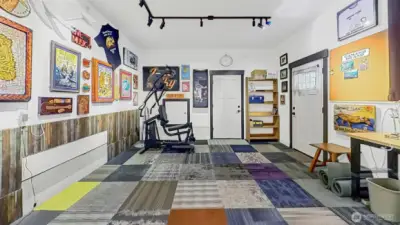 The daylight level bonus room.  This is a perfect space for a studio, shop, hobby room, or whatever you can imagine!