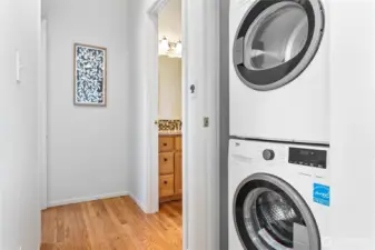 Main floor washer and dryer