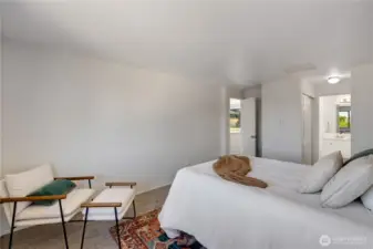 New carpet, paint & closet doors